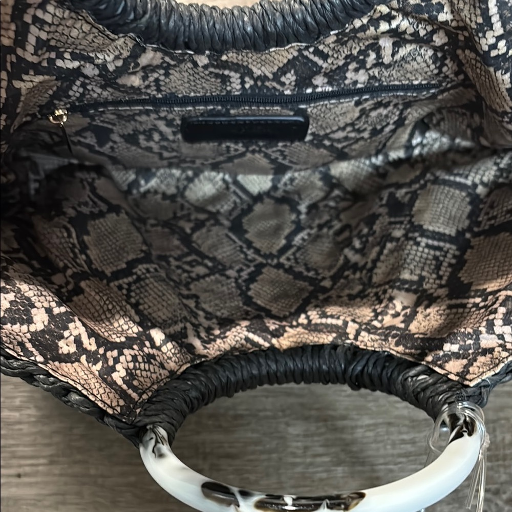Small Elegant Black Woven Bag with Marble Handles - Picture 2 of 2